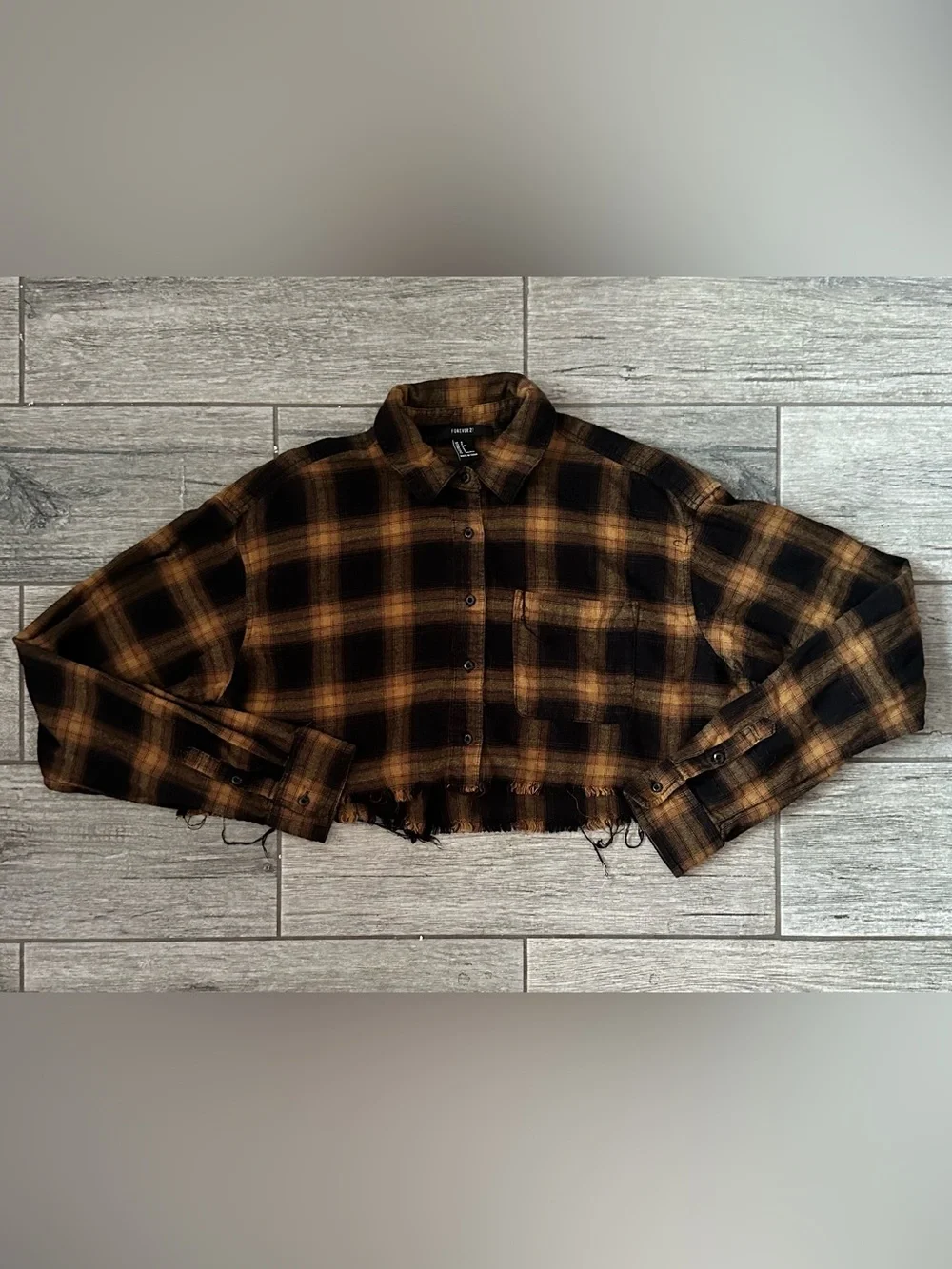 Forever 21 Cropped Plaid Flannel Shirt